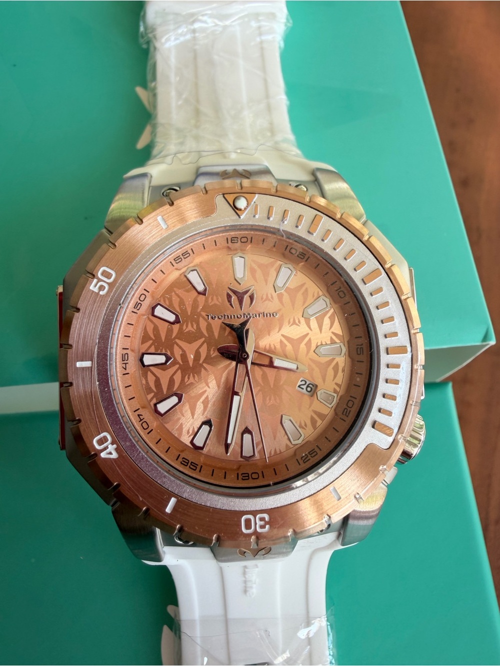 🤍 NWT TechnoMarine Manta Sea TM-224005 Rose Gold White 48.9mm Watch